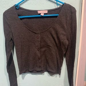 Gray long sleeved crop top